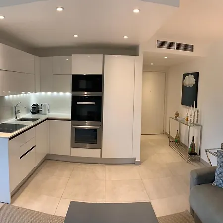 Exclusive With Parking , Gym And Sauna Apartamento Saint-Tropez