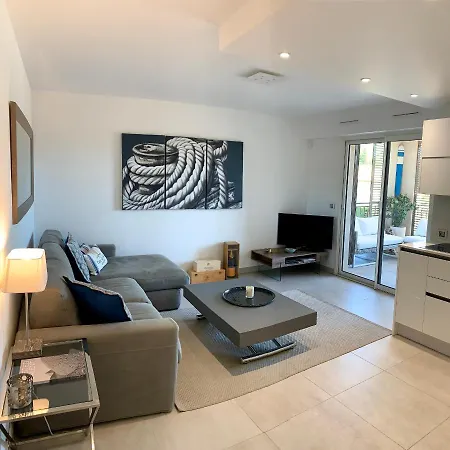 Appartement Exclusive With Parking , Gym And Sauna