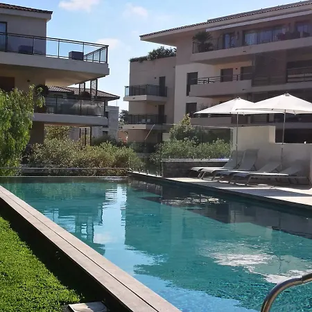 Appartement Exclusive With Parking , Gym And Sauna