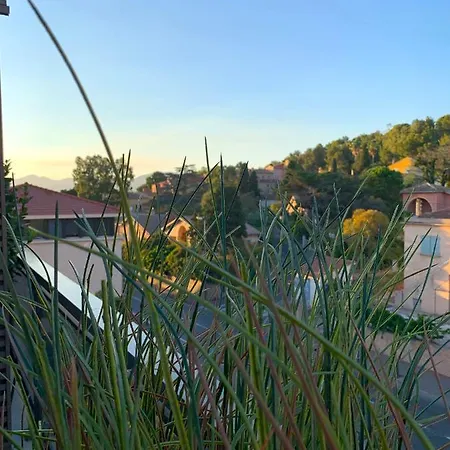 Exclusive With Parking , Gym And Sauna Saint-Tropez