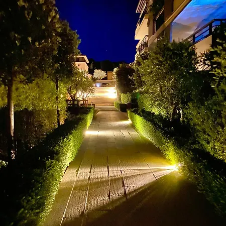 Exclusive With Parking , Gym And Sauna Saint-Tropez