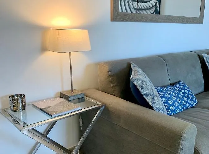 Exclusive With Parking , Gym And Sauna Saint-Tropez