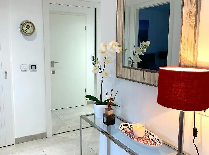 Exclusive With Parking , Gym And Sauna Apartment Saint-Tropez