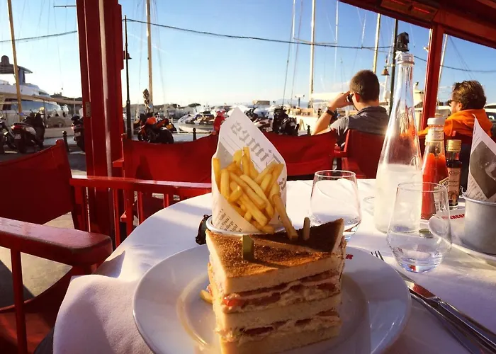 Апартаменти Exclusive With Parking , Gym And Sauna Сен-Тропе