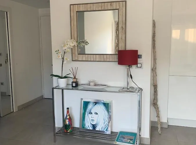 Exclusive With Parking , Gym And Sauna